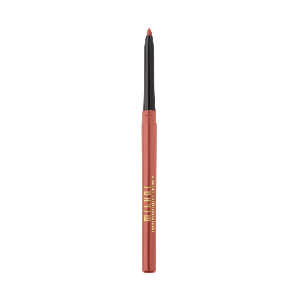 Milani Understatement conseils d'application: tracer le contour-lèvres pour un contour net