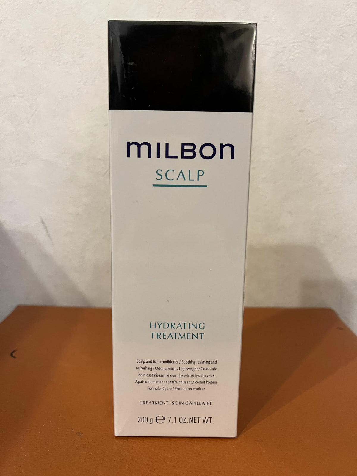 Milbon Scalp Hydrating Treatment – bouteille visible, hydratation douce du cuir chevelu
