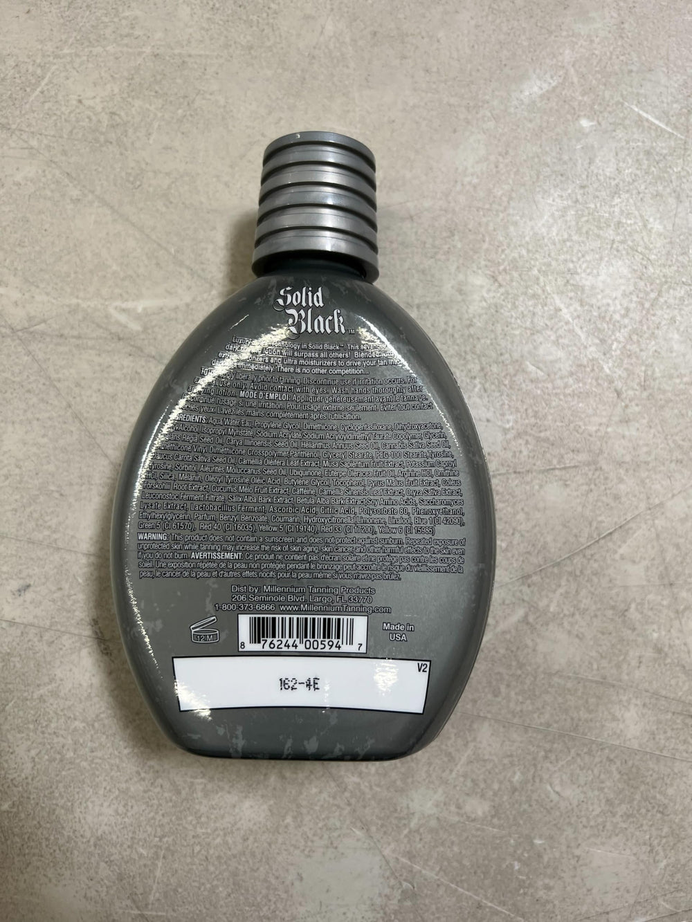 Millennium Tanning Solid Black 100x, expérience bronzage à domicile avec résultats visibles.