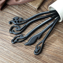 Bâtons Mimalexin bois noir – chignon stable et raffiné.