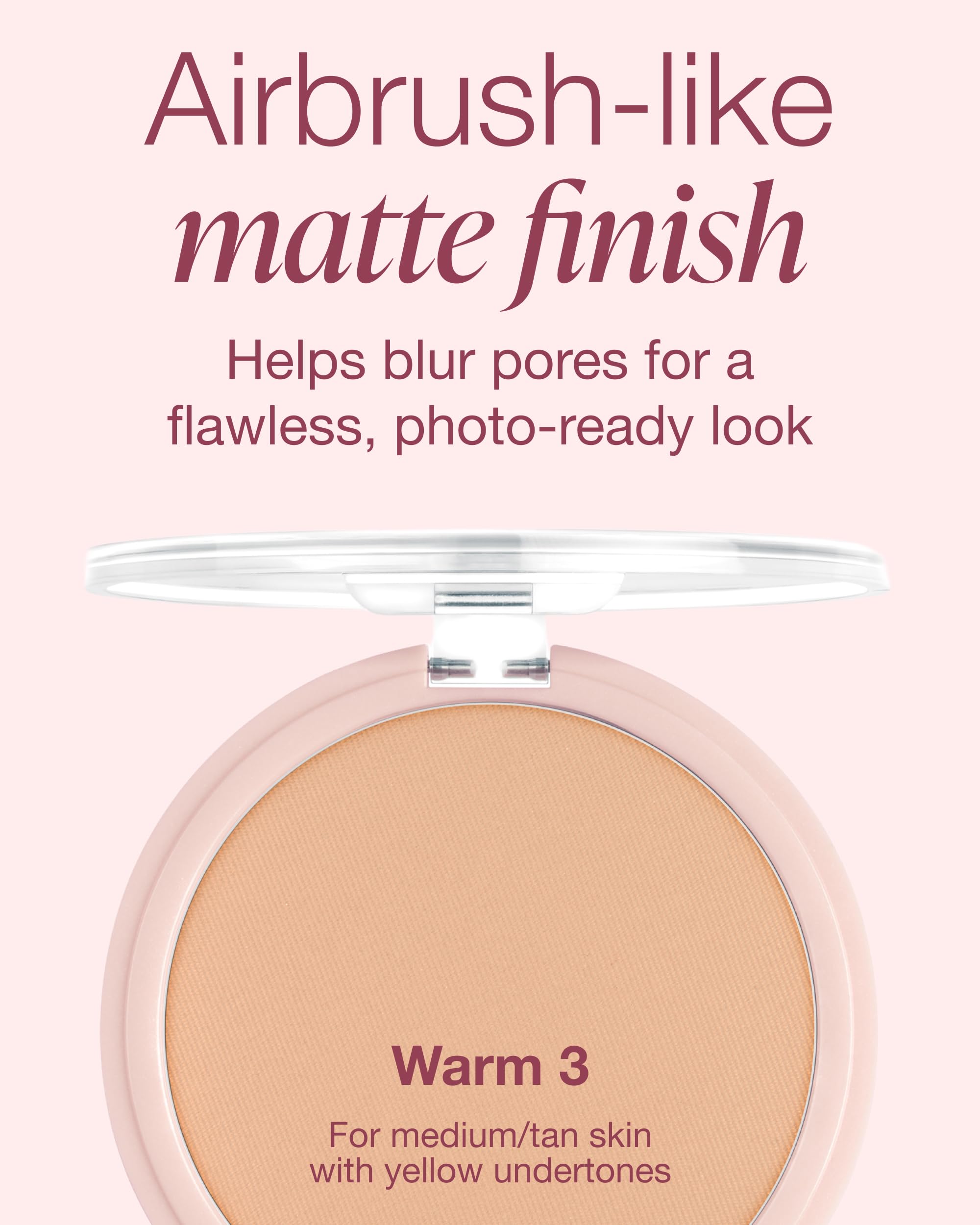 Finition matte et peau lisse grâce à la poudre pressée Mineral Fusion.