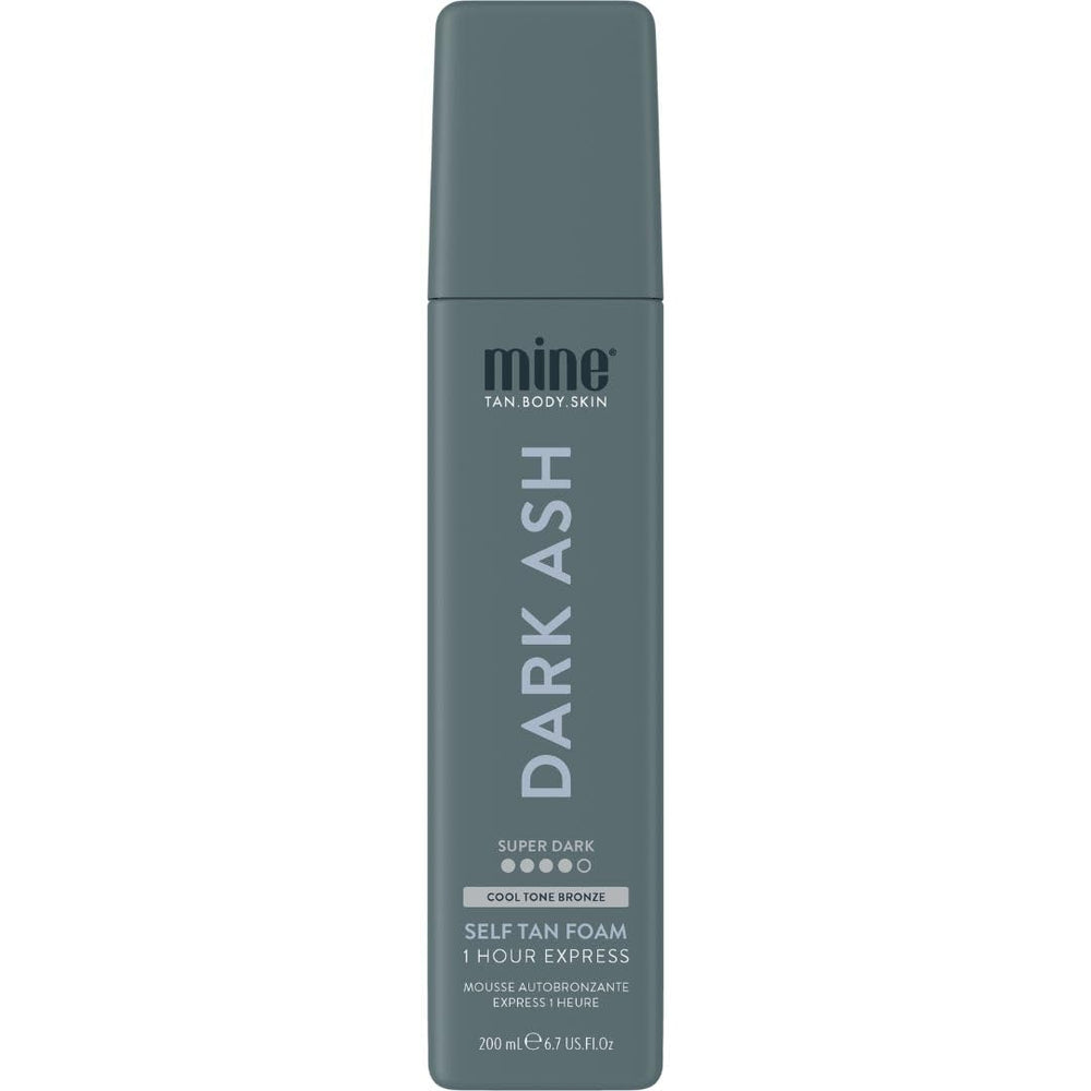 MINETAN auto-bronzant mousse: flacon sombre pour fini profond et naturel.