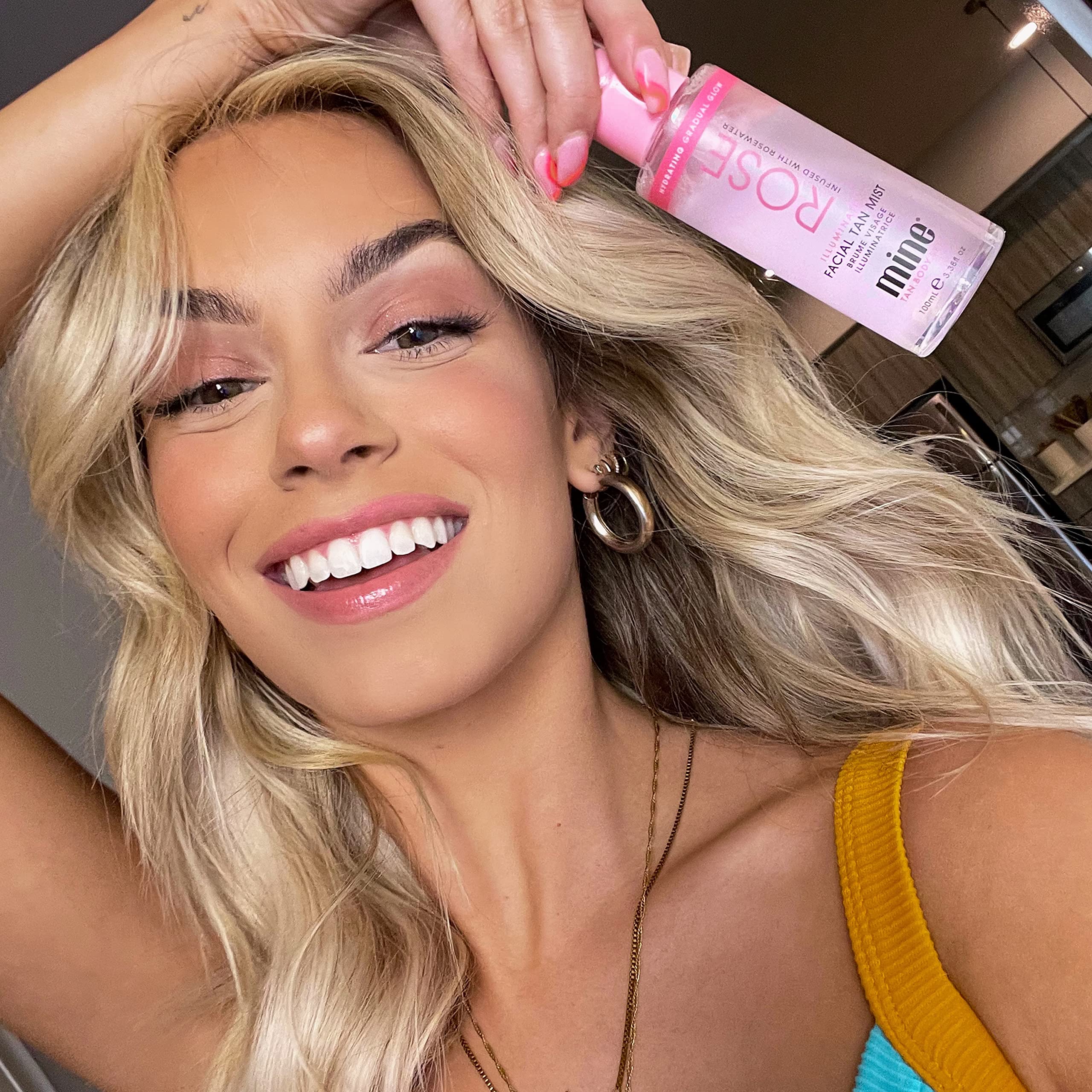 MINETAN Rose Face Tan Mist application rapide et pratique visage
