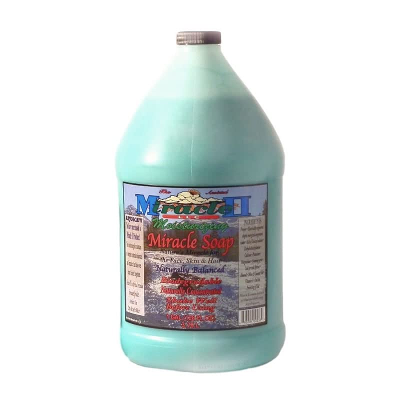 Miracle II Savon mousse douce sur peau pour un nettoyage délicat et agréable.