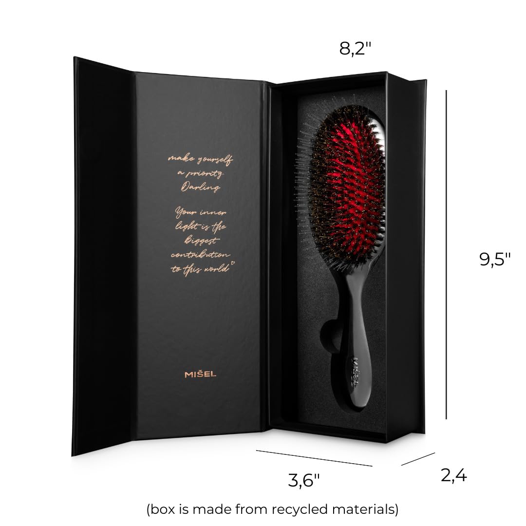 MISEL brosse adaptée à tous types de cheveux.