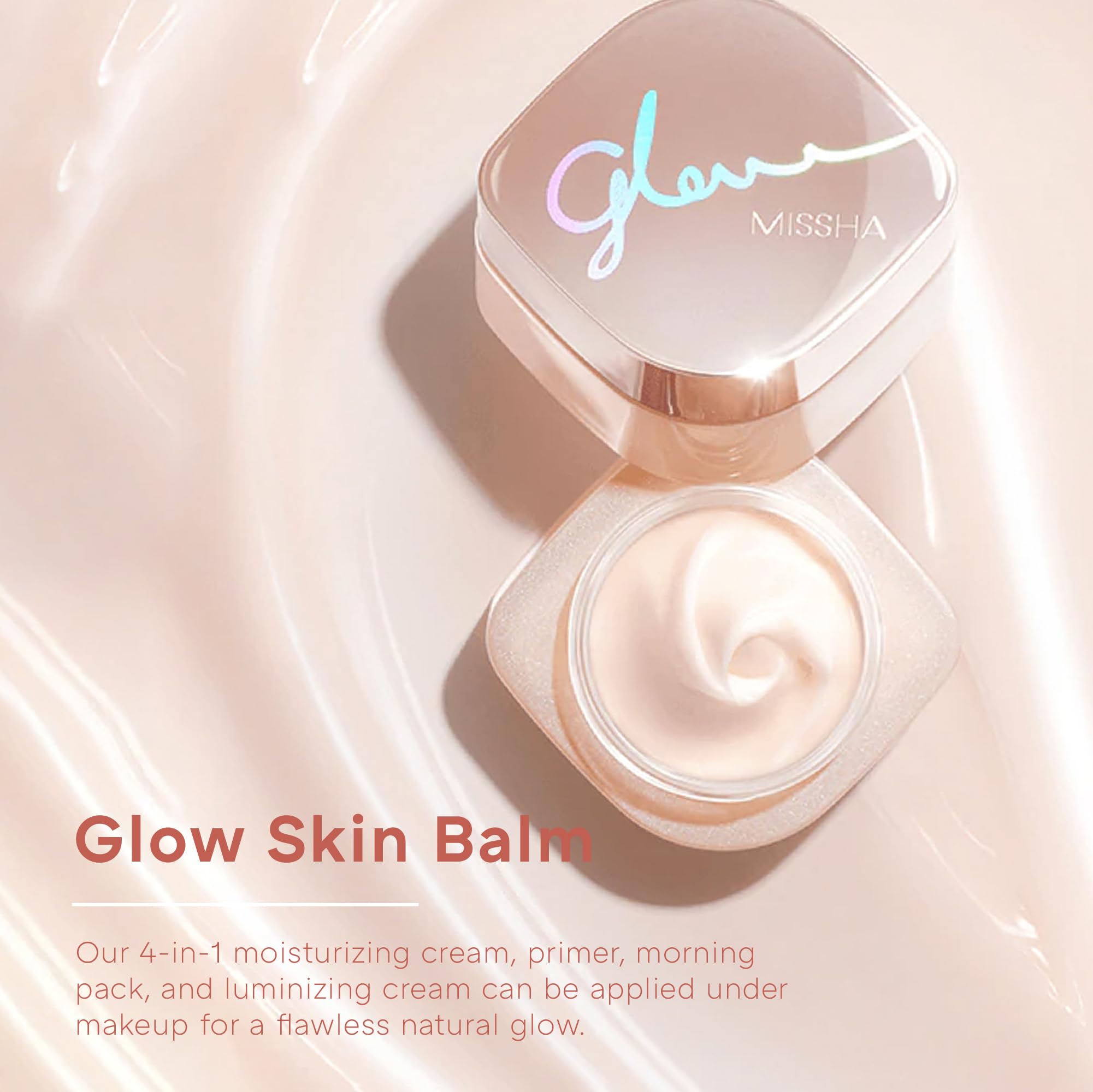 Texture crème légère du Glow Skin Balm facilitant l'application rapide.
