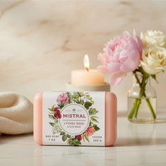 Paquet de deux savons Mistral, luxe quotidien pour peau douce.