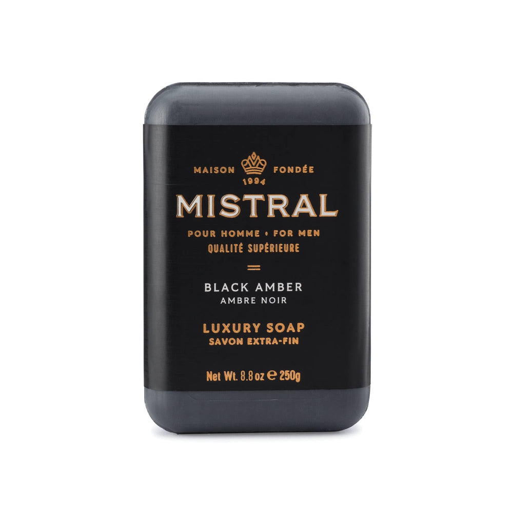 Mistral Savon-barre Ambre Noire pour homme, hydratation durable après chaque usage.