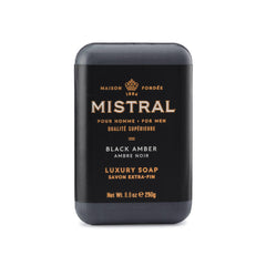 Mistral Savon-barre Ambre Noire pour homme, hydratation durable après chaque usage.