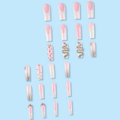 Ongles MISUD effet ombré carré long, élégant et polyvalent.