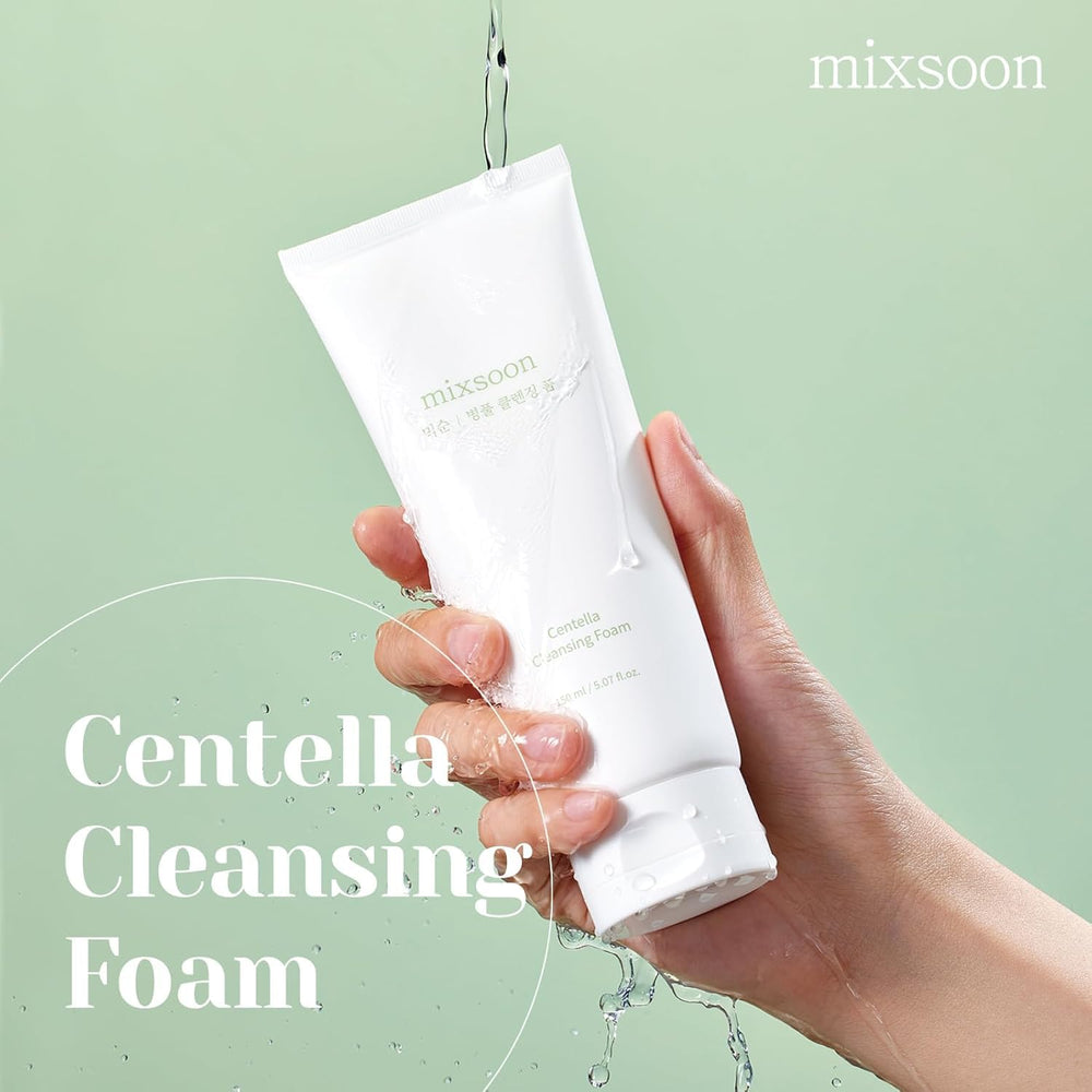 Mixsoon Centella Mousse Nettoyante, texture crème qui se transforme en mousse légère.