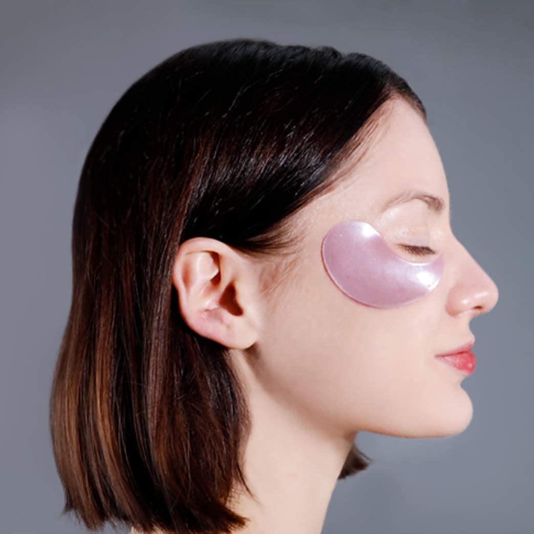 Application 15-20 minutes de patchs yeux MIZON pour nourrir