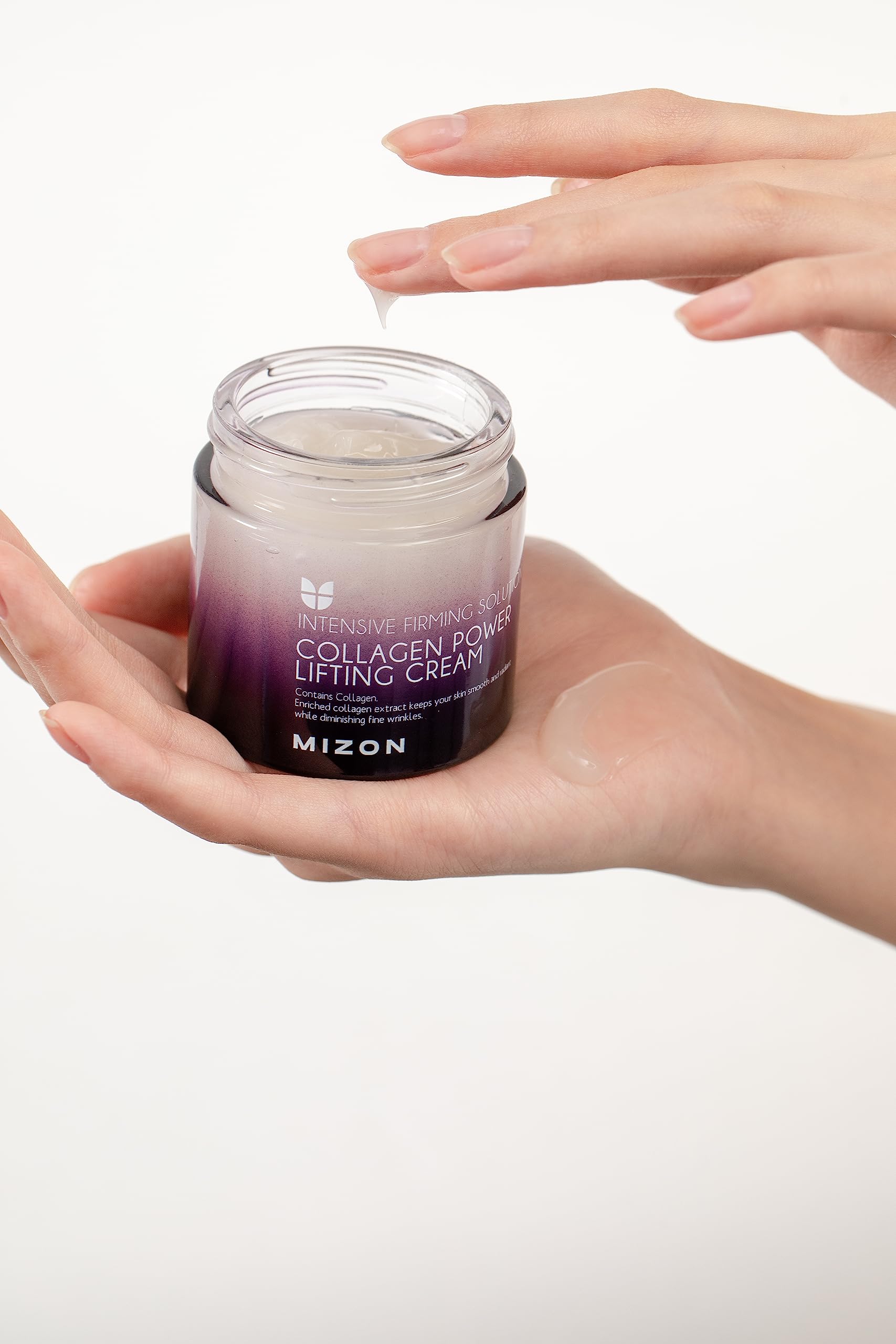 Ingrédients clés: gelée royale et adénosine pour nourrir et lisser