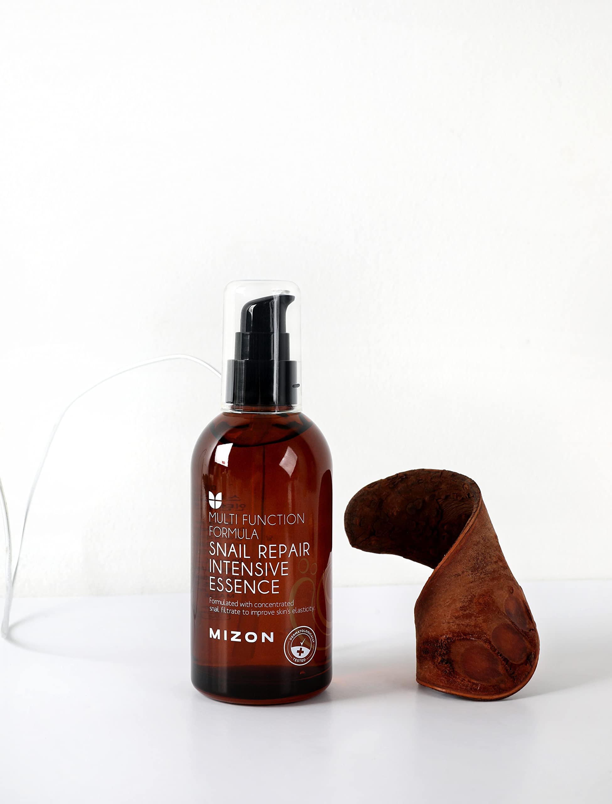 Routine visage avec MIZON Snail Repair, soin quotidien doux et équilibrant.