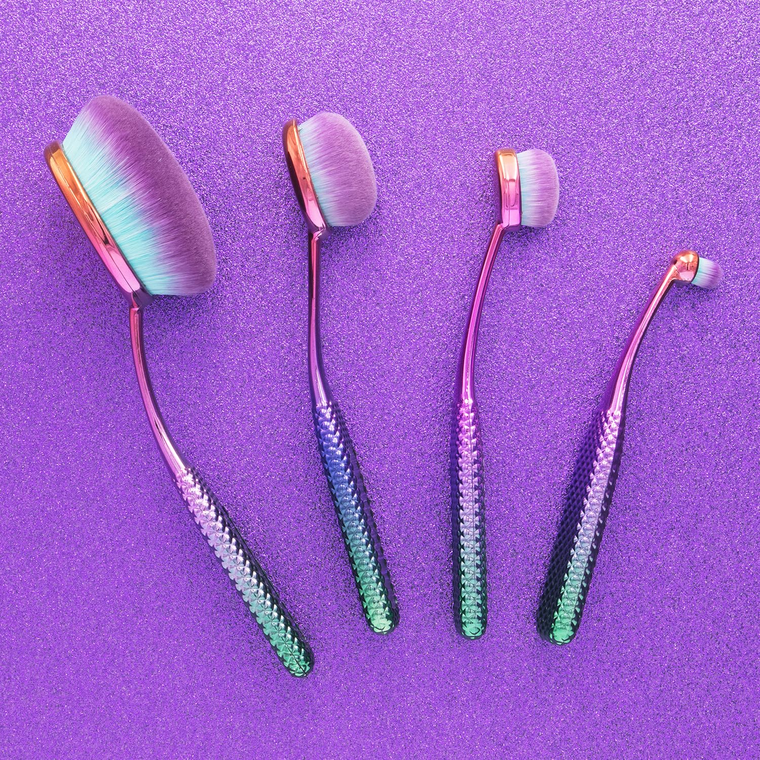 MODA Prismatic pinceau anti-cernes pour une couvrance ciblée