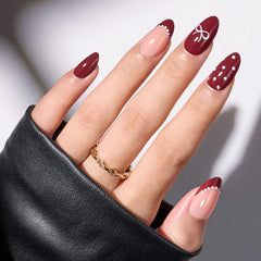 Ongles Modelones autocollants amande avec détail noeud élégant