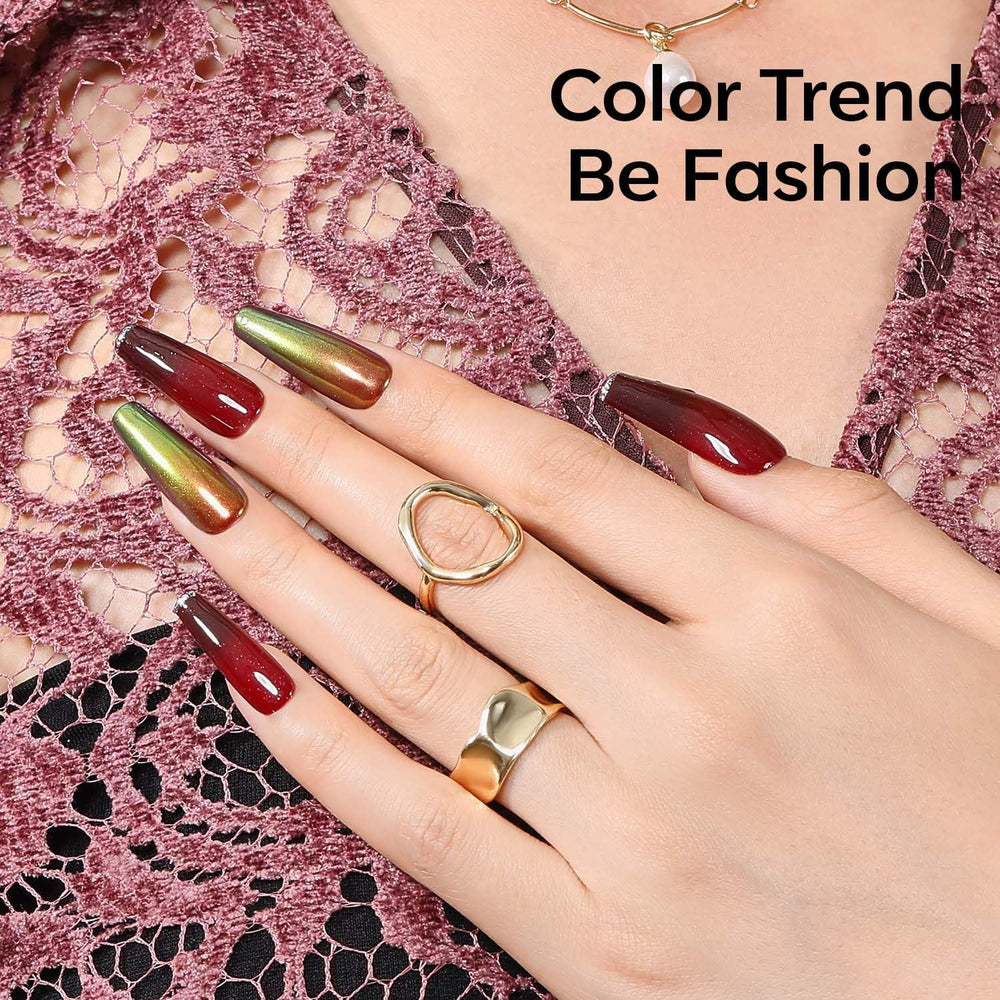 Modelones vernis gel micro paillettes holo, brillance subtile et festive.