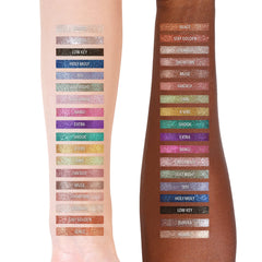 Moira Starshow Shadow Pot 017 Eureka - gros plan sur paillettes multichrome pour allure nocturne.