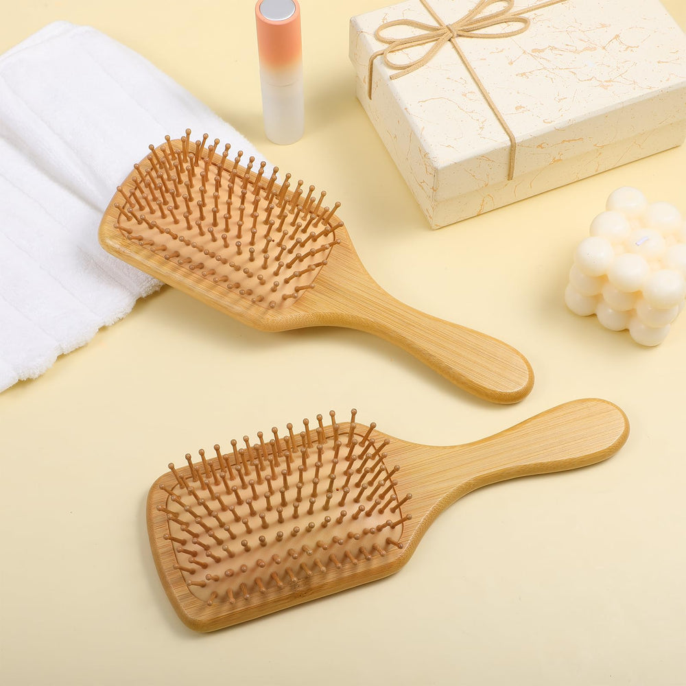 Molain brosse pour une utilisation quotidienne légère et efficace sur tous les types de cheveux