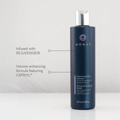 MONAT Volumizing Revive Shampoo, ingrédients Rejuveniqe visibles, nourrissant les cheveux fins et cassants.