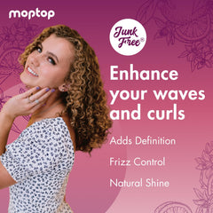 Cheveux humides après application, MopTop active les boucles sans les alourdir.