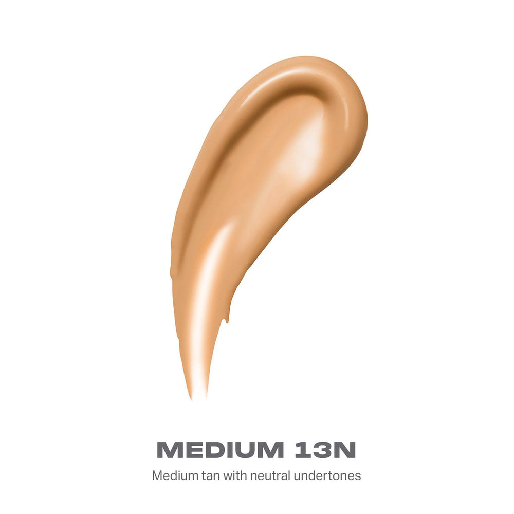 Morphe Lightform M101 dual-ended brush applying product for buildable coverage.