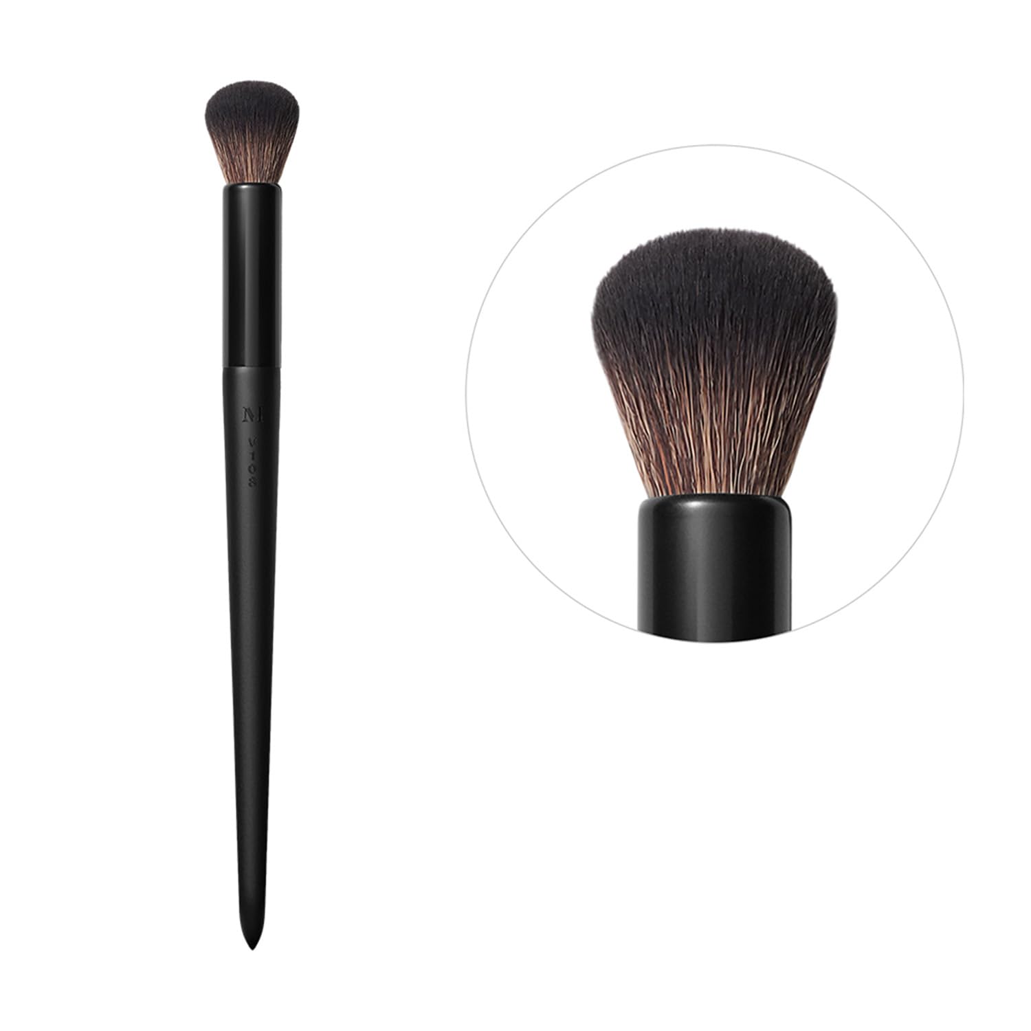 Soies synthétiques Morphe V108 assurant une prise uniforme du produit.
