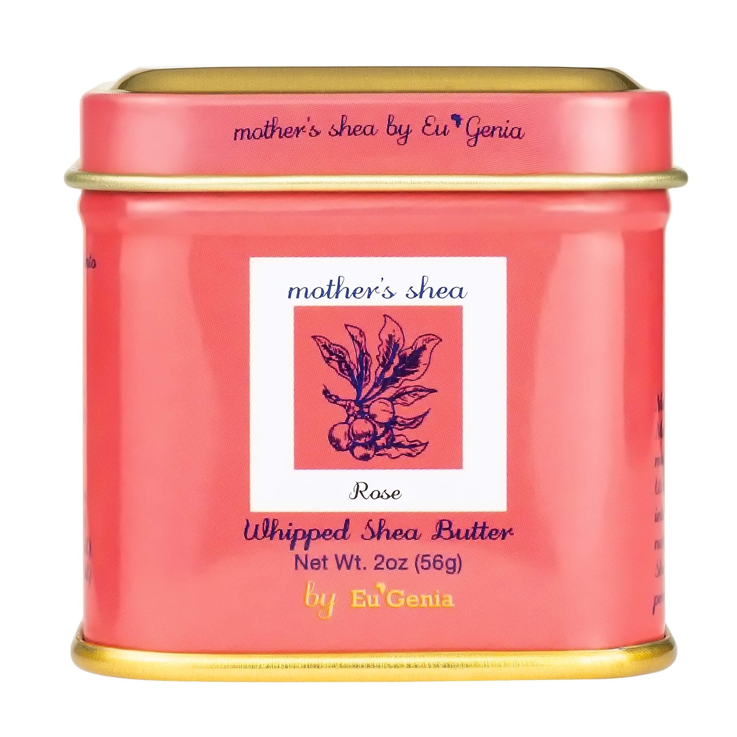 Mother's Shea Beurre karité fouetté Rose appliqué sur le visage pour nourrir et hydrater.