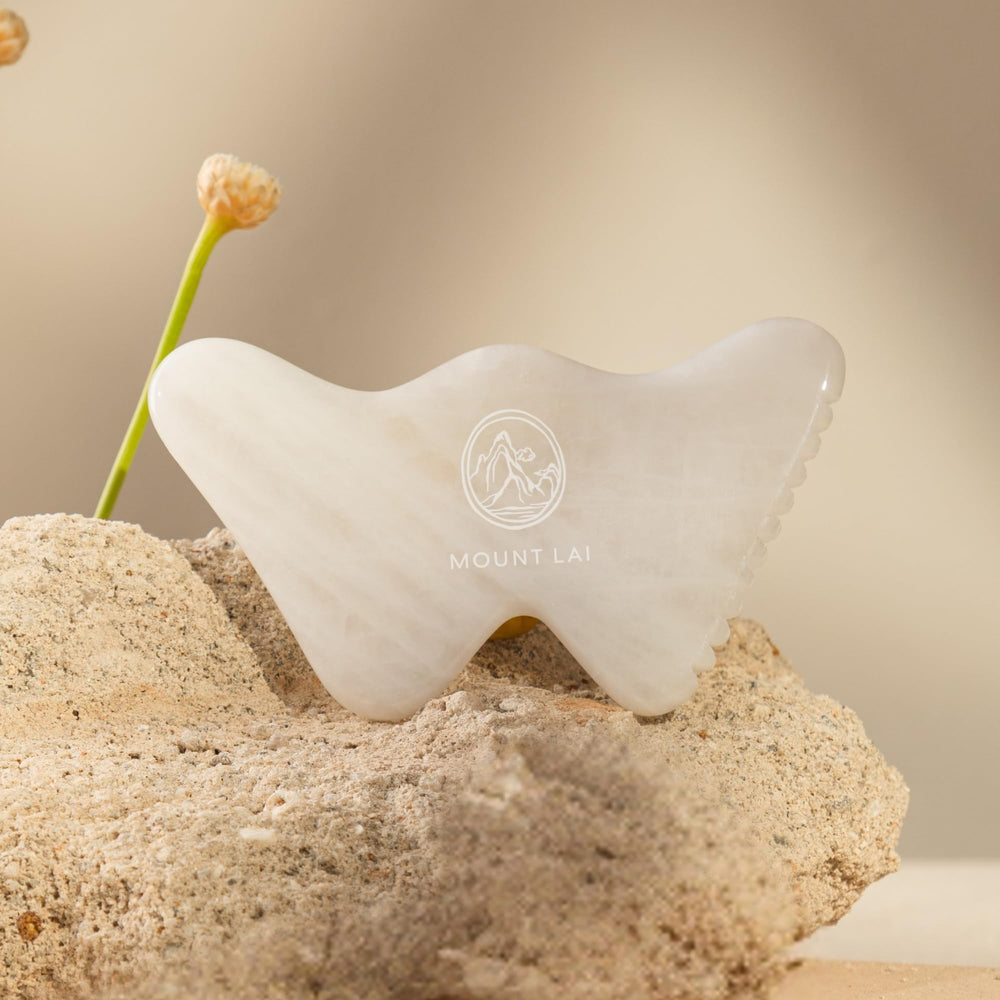 Mount Lai Vitality Qi: glisse le long de la ligne mâchoire pour un contour défini.