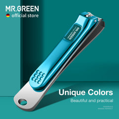 Détail des lames incurvées MR.GREEN pour une coupe précise et contrôlée.