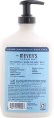 Huile d'amande douce enrichissant la Lotion pour le corps MRS. MEYER'S Clean Day.