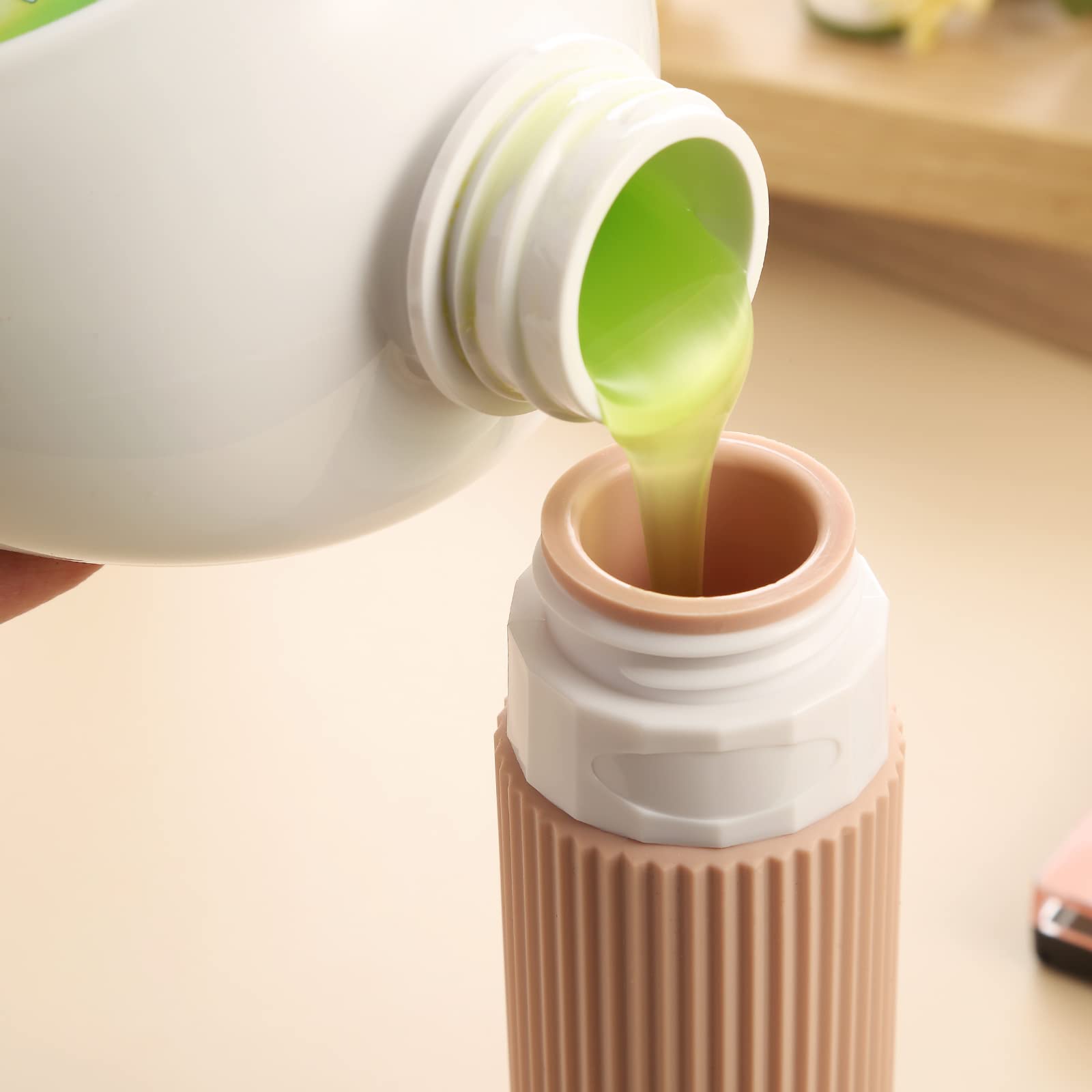 Ouverture large des bouteilles Mrsdry pour remplir facilement shampoing.