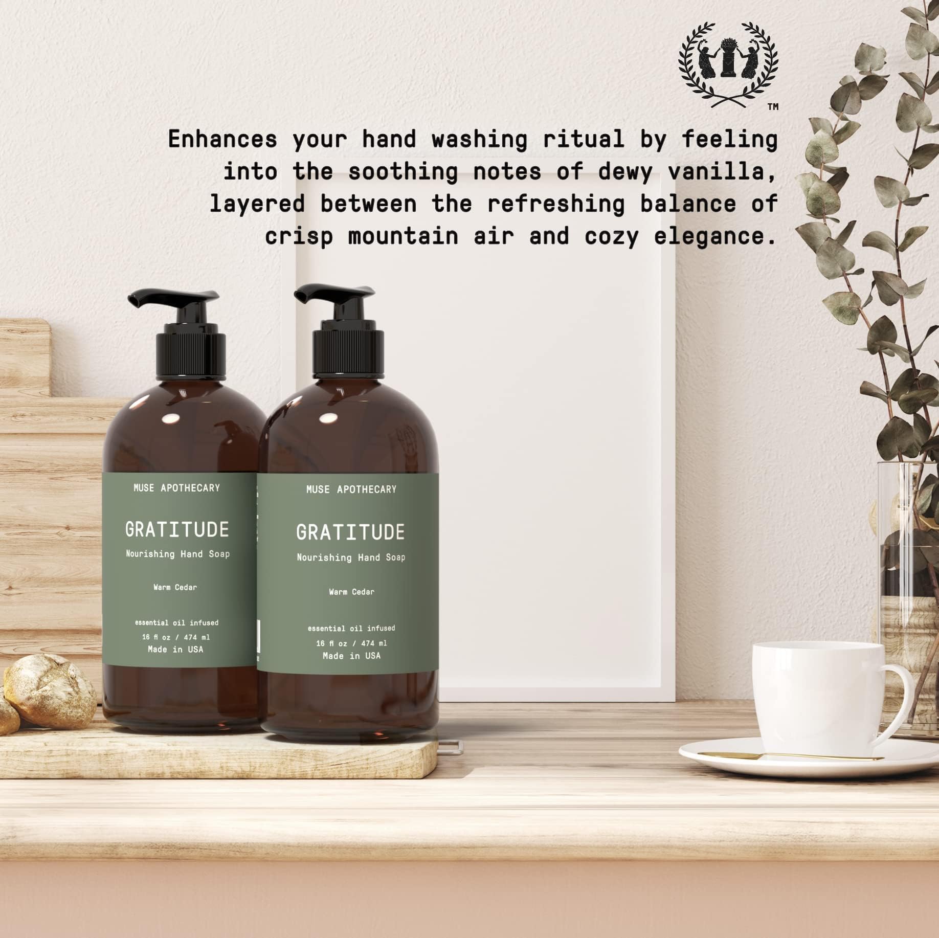 Muse Apothecary note boisée de cèdre chaud sur le savon des mains
