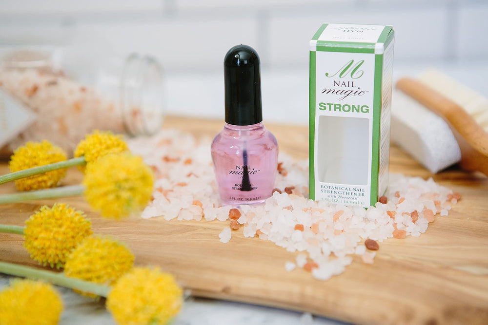 Nail Magic prêle et nutriments pour ongles plus forts.