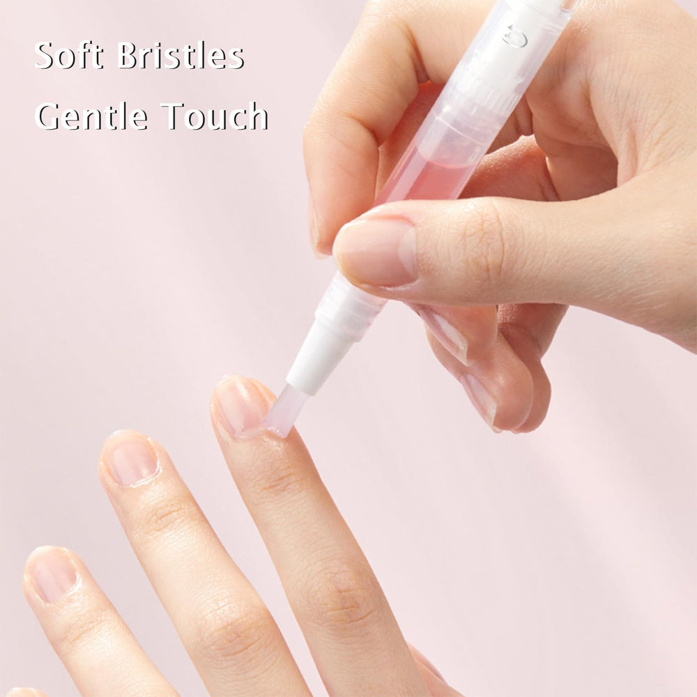Nailz Stylo Croissance, application précise grâce à une brosse douce.