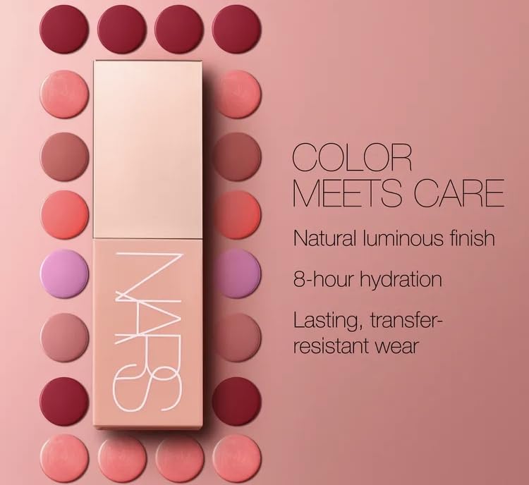 NARS Afterglow Blush Liquide Wanderlust fini lumineux pour un look frais.