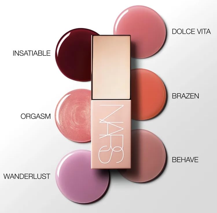NARS Afterglow Blush Liquide Wanderlust texture crème légère qui glisse sur la peau.