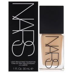 Fond de teint NARS M2 Santa Fe à reflet lumineux pour un teint éclatant