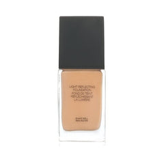 NARS Light Reflecting Foundation application éponge pour couvrance modulable