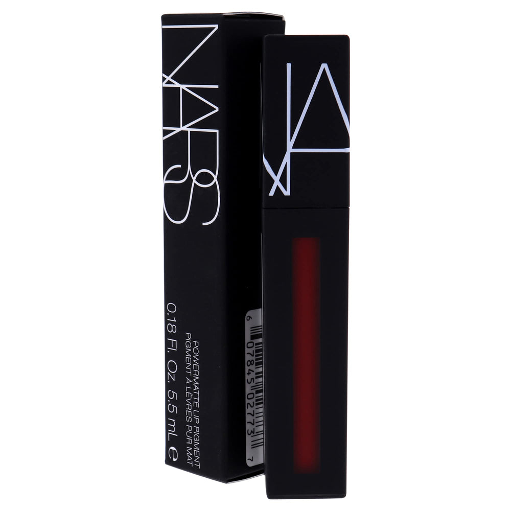 NARS Powermatte StarWoman, tenue longue durée et résistance aux bavures visibles.