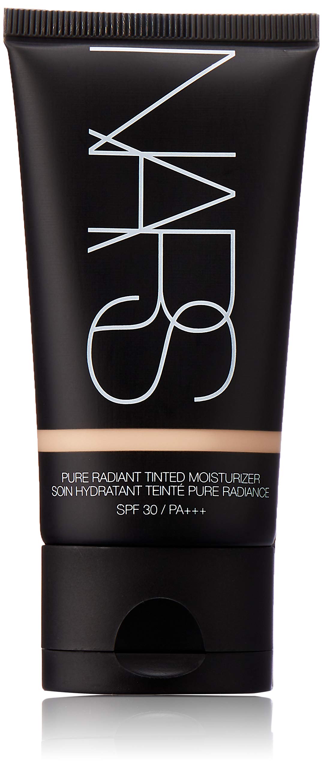 NARS Pure Radiant dans le flacon pompe, application facile et légère.