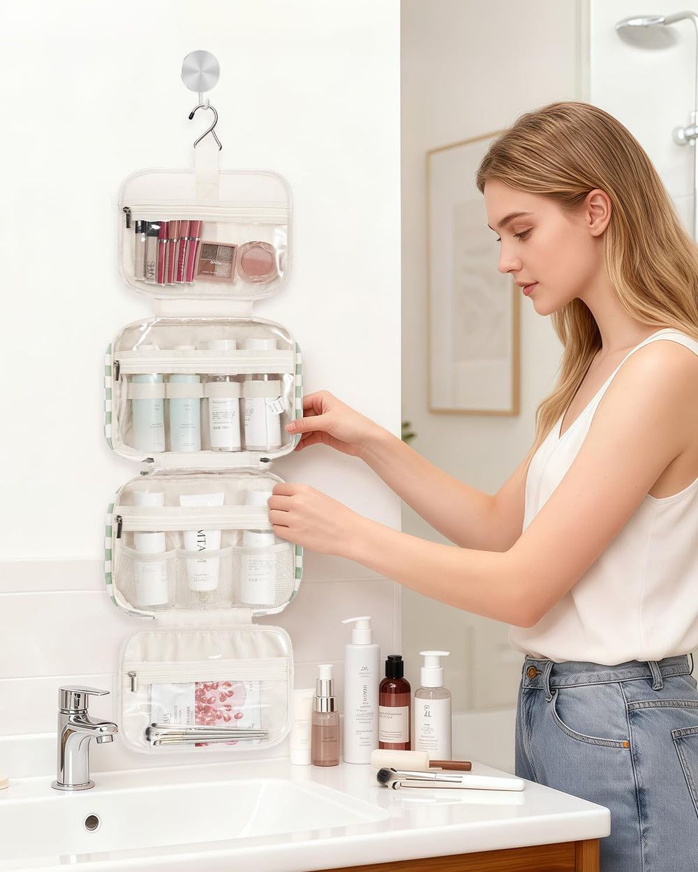 Narwey format voyage compact, idéal pour maquillage et petits essentiels.