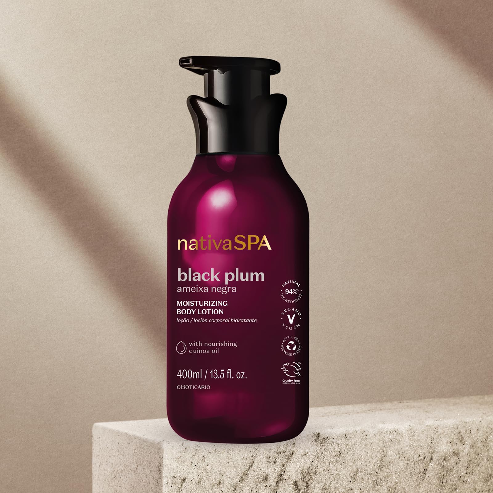 Nativa Spa, emballage pratique et élégant à garder dans la salle de bains