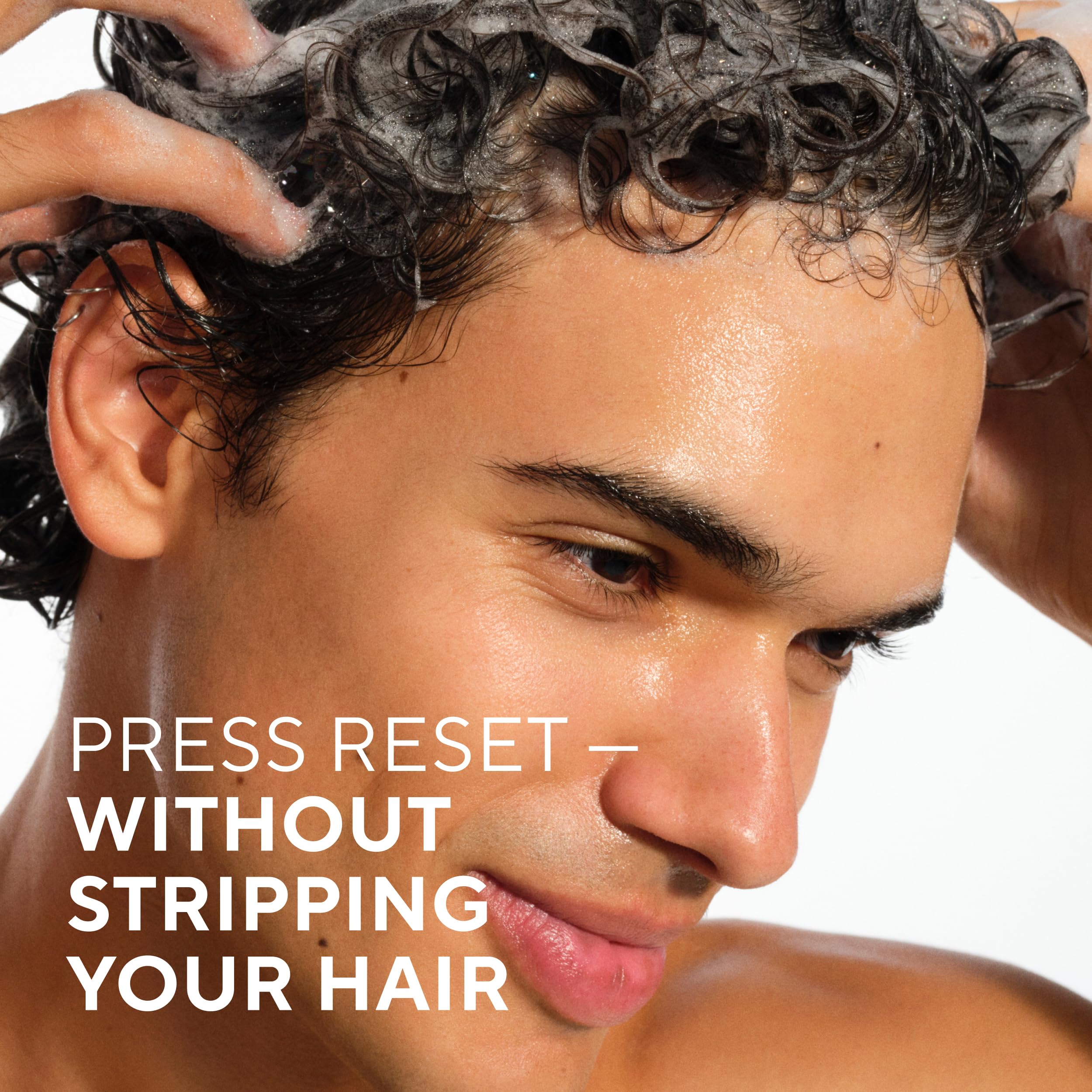 Étiquette affichant des ingrédients naturels pour Native Ocean & Timber.