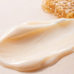 Naturistick baume lèvres vanille 3 – conditionnement puis préparation du maquillage.