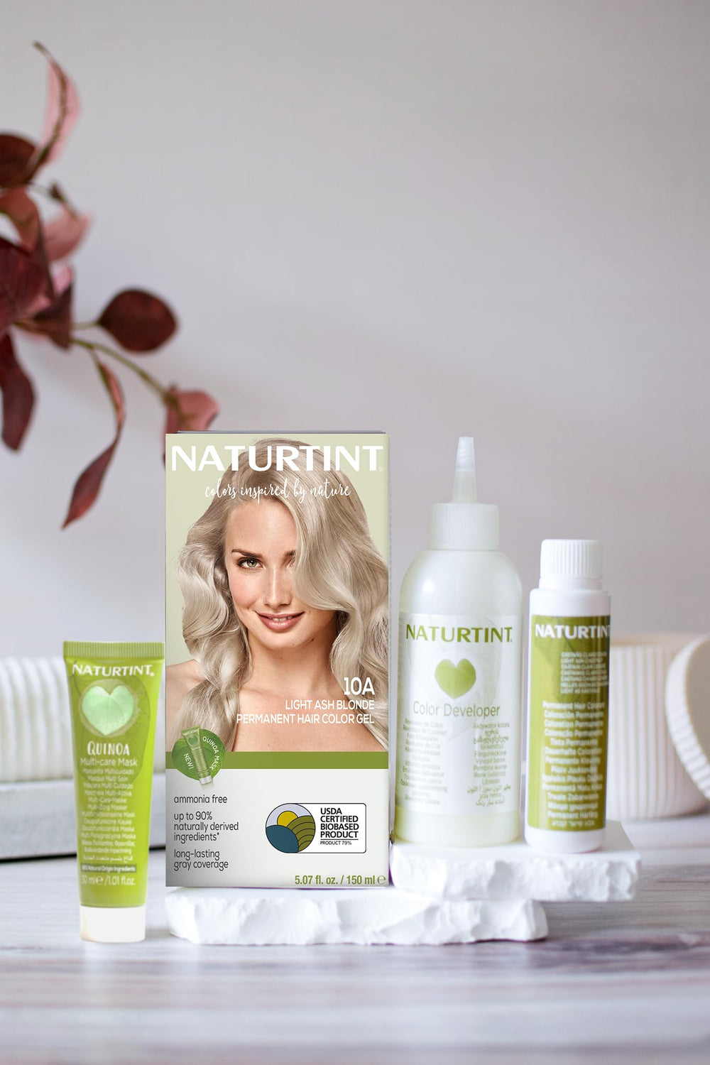 Naturtint 10A Blond Cendré, application sans dégâts pour un rendu durable.