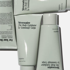 Nécessaire Exfoliant Corporel Eucalyptus: fragrance botanique douce pour une sensation apaisante.