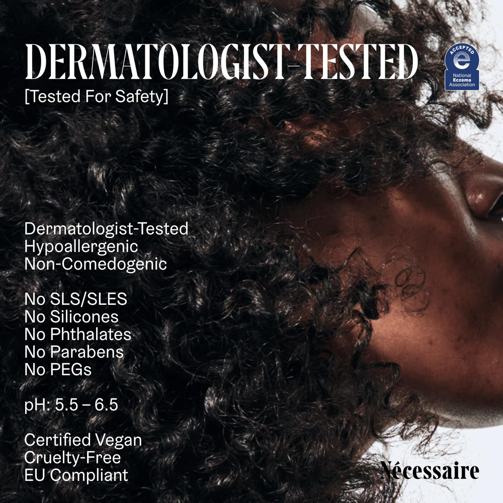 Nécessaire The Shampoo: cheveux colorés, formule sans sulfates respecte la couleur.