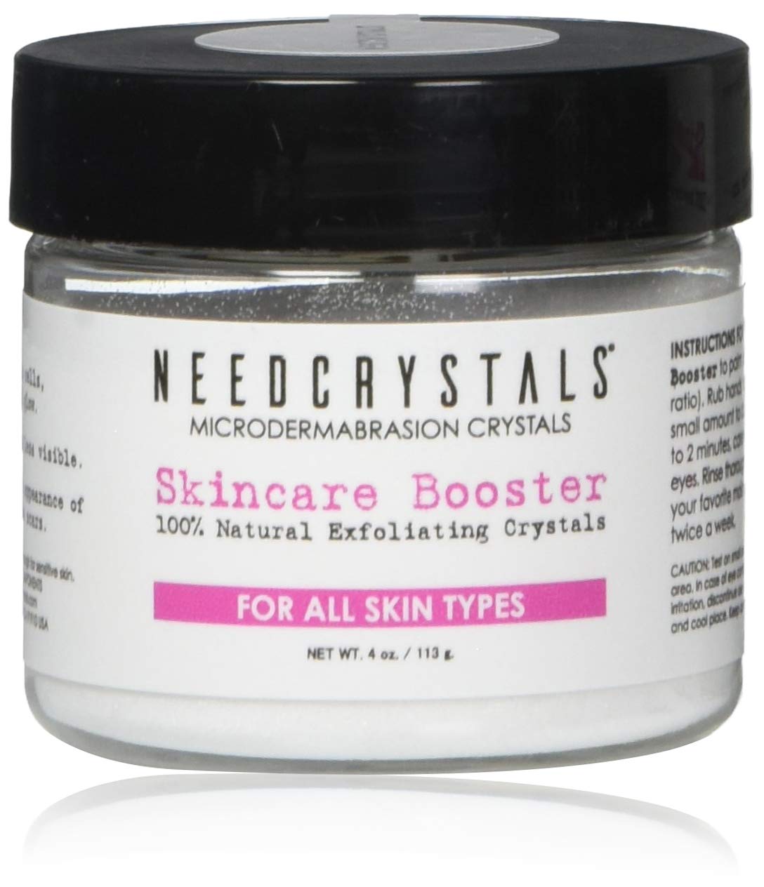 NeedCrystals cristaux microdermabrasion dans le pot, exfoliation efficace pour un teint lumineux.