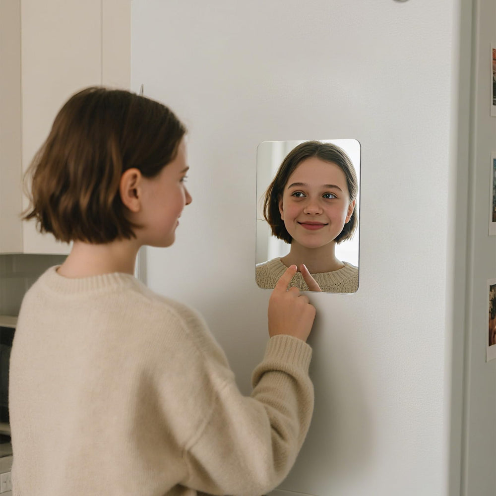 Miroir Neehows compact et léger, facile à transporter.